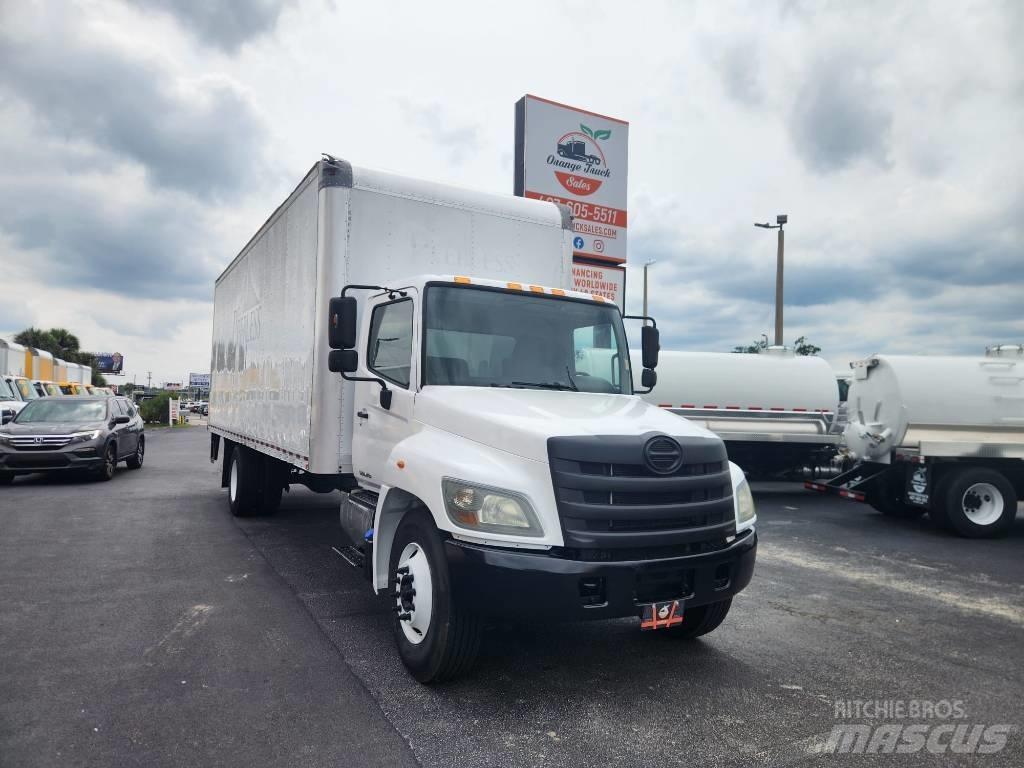 Hino 268 شاحنات ذات هيكل صندوقي