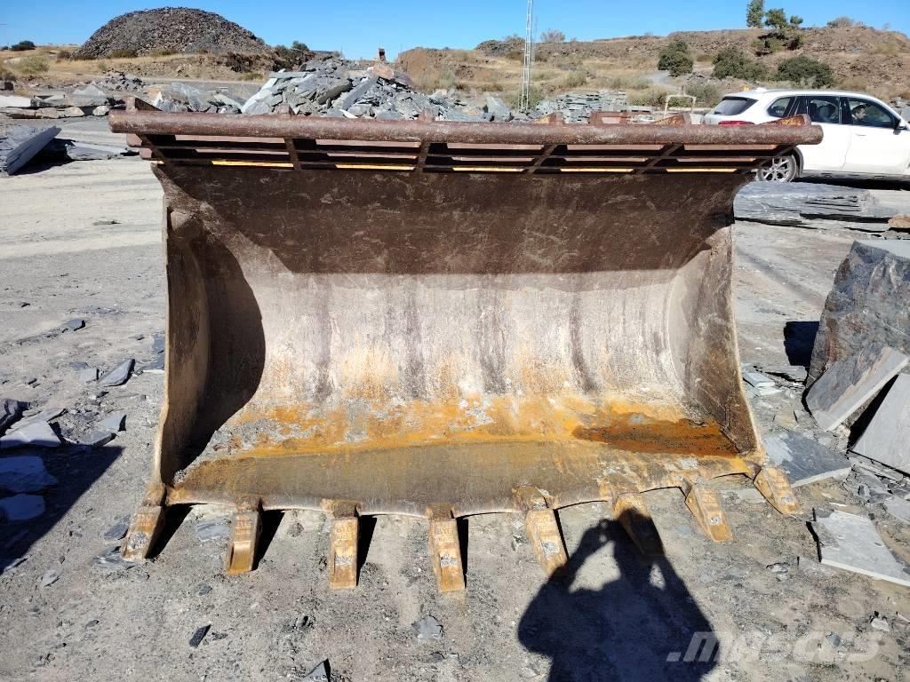 Hitachi ZW 180-6 لوادر بعجل