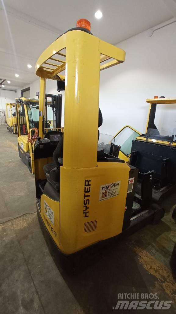 Hyster R 1.6 شاحنة مناولة