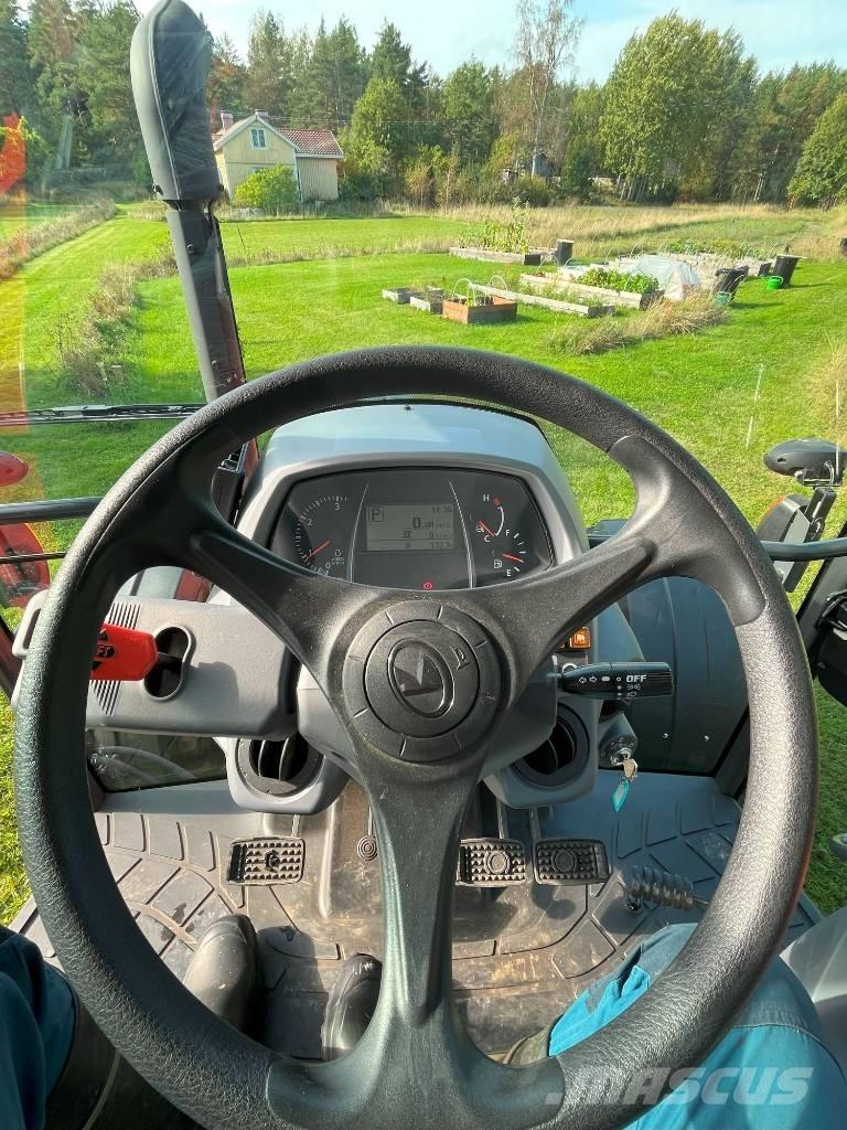 Kubota M 4072 الجرارات