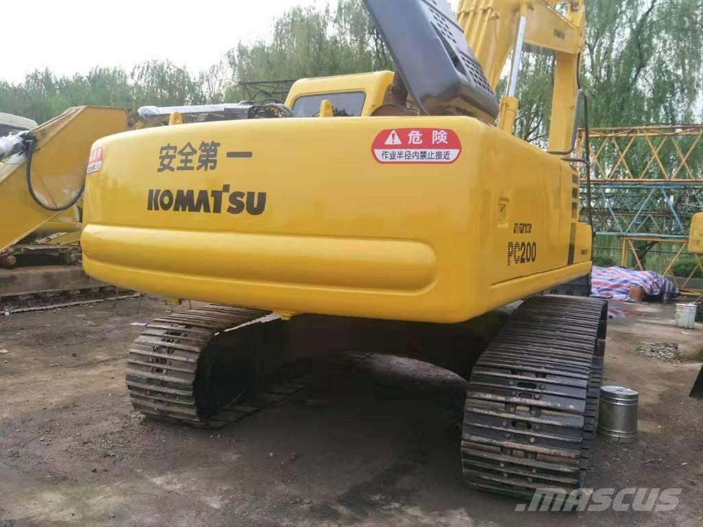 Komatsu pc200-6 حفارات زحافة