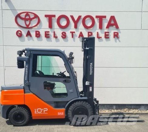 Toyota 52-8FDJF35 شاحنات الديزل
