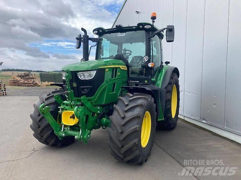 John Deere 6R 120 الجرارات