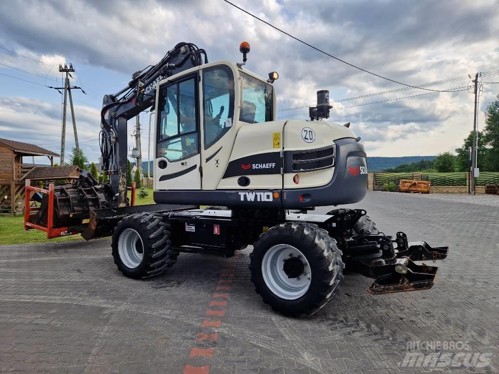 Schaeff TW 110 حفارات بعجل