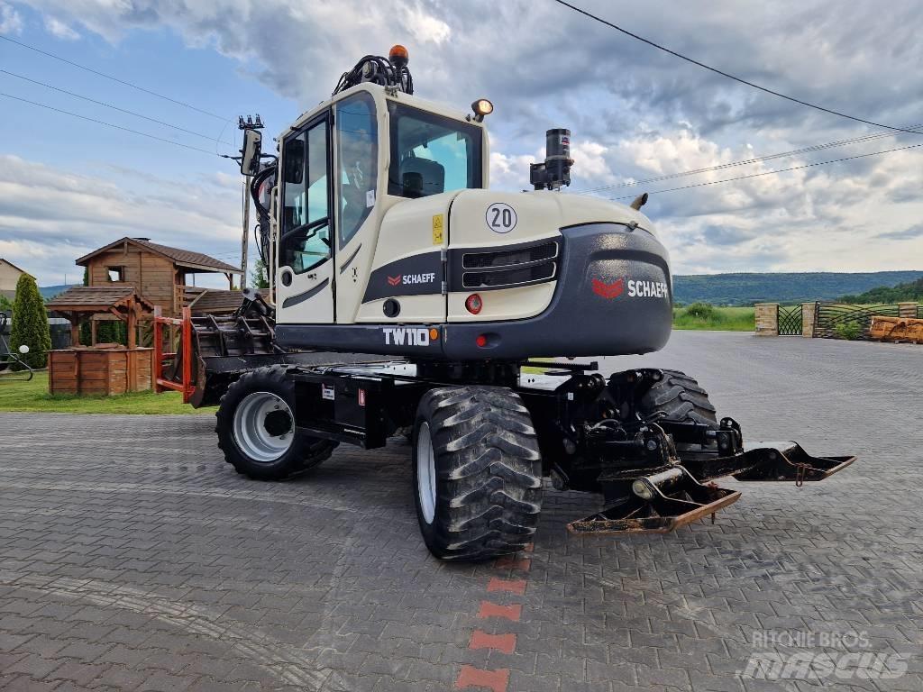 Schaeff TW 110 حفارات بعجل