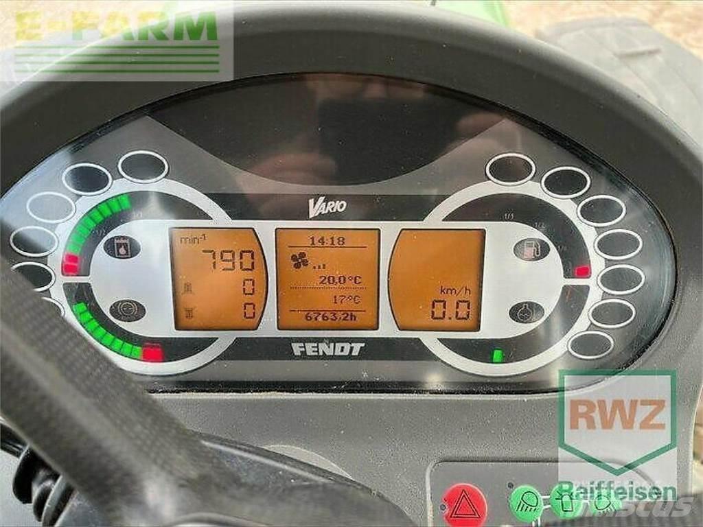 Fendt 718 vario الجرارات