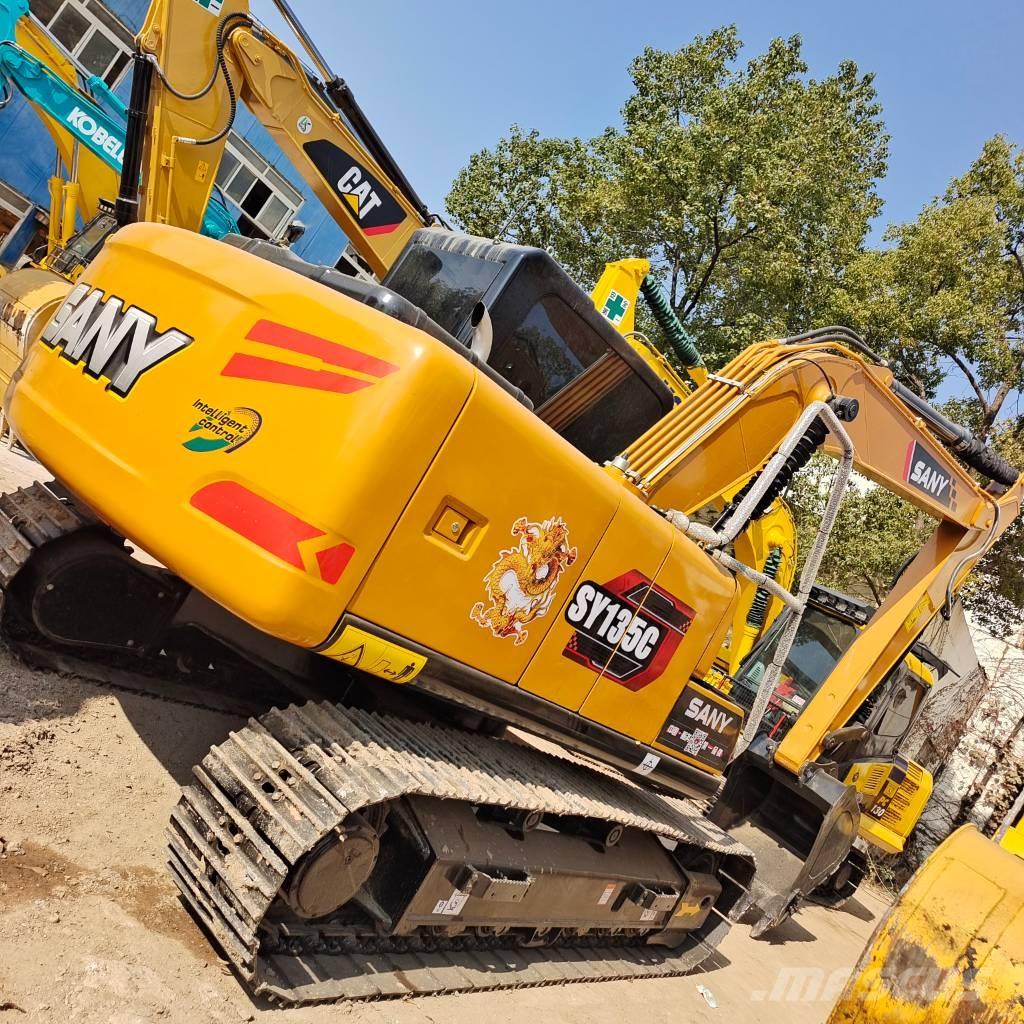 Sany SY  135 H حفارات زحافة