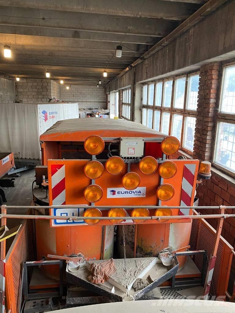 Avia D 90 EL شاحنات أخرى