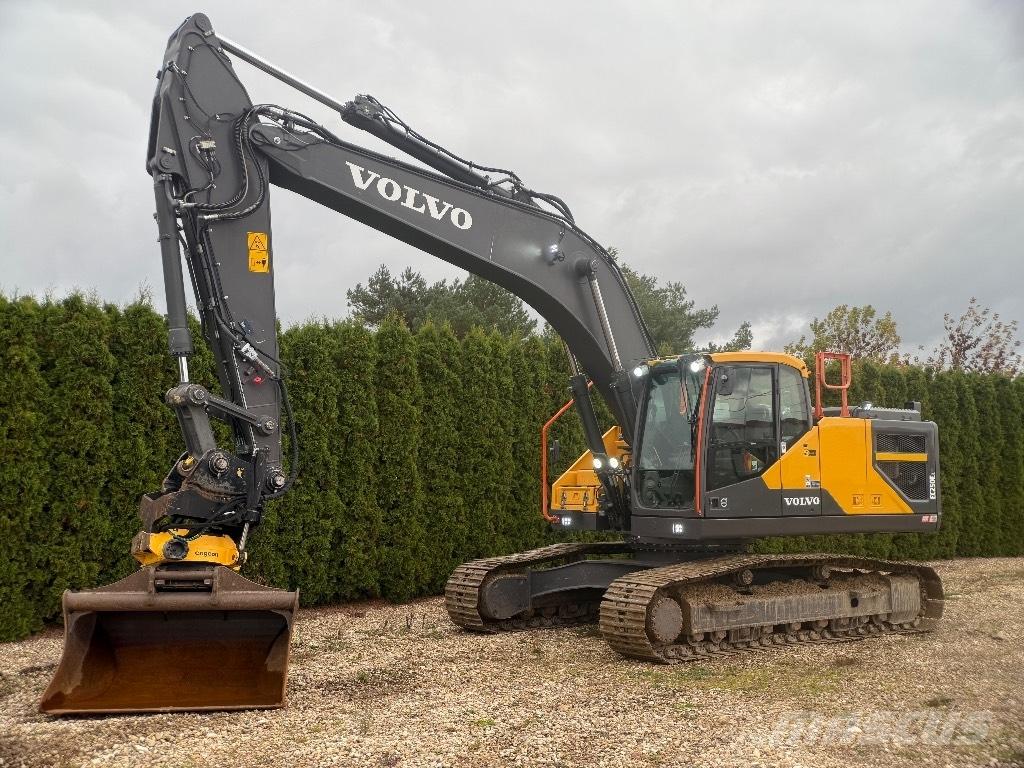 Volvo EC 250 EL حفارات زحافة