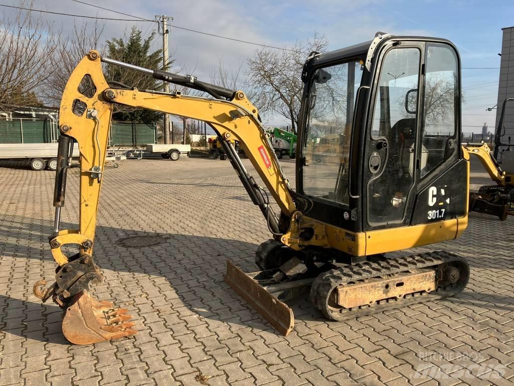 CAT 301.7 D حفارات صغيرة أقل من 7 طن (حفارات صغيرة)