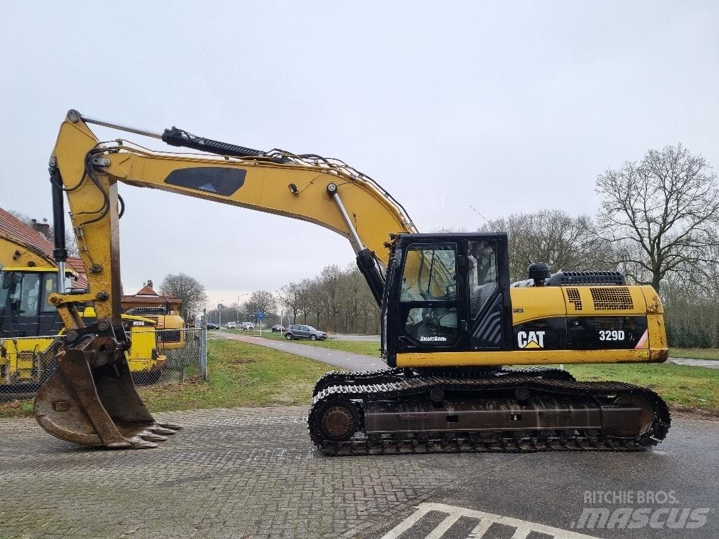 CAT 329DL حفارات زحافة