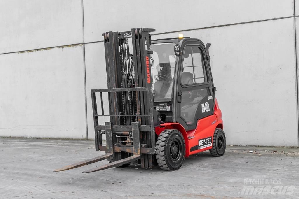 Manitou MI 25 D شاحنات الديزل