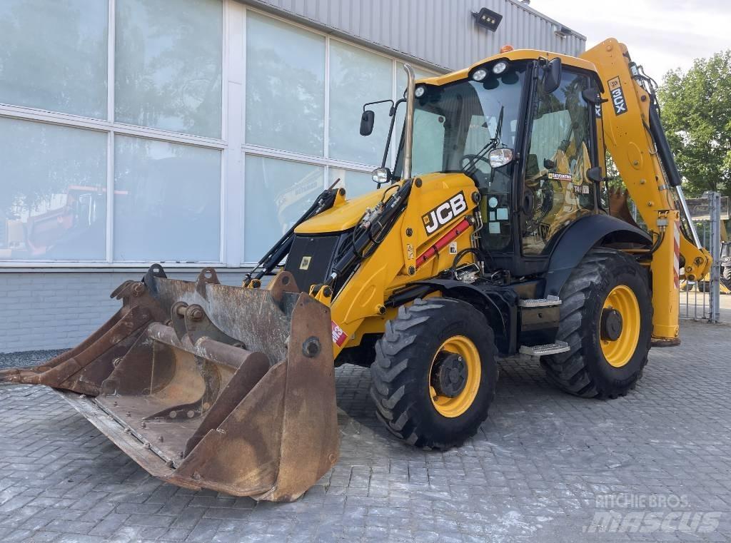 JCB 3 CX    2017    CE لوادر ذات جرافات عكسية