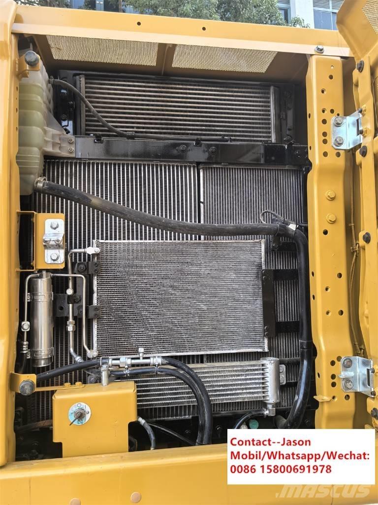 CAT 320 حفارات زحافة