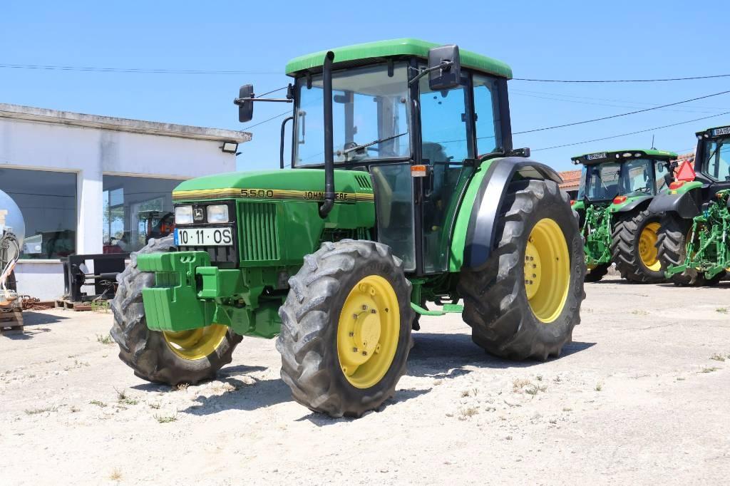 John Deere 5500 STD الجرارات