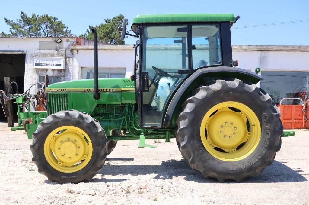 John Deere 5500 STD الجرارات