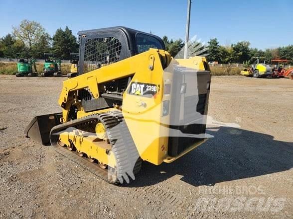 CAT 239D لوادر انزلاقية التوجيه