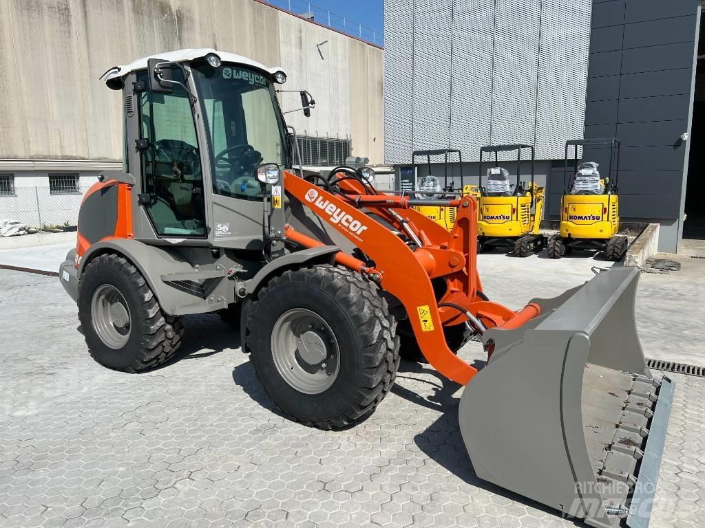 Weycor AR440 لوادر صغيرة