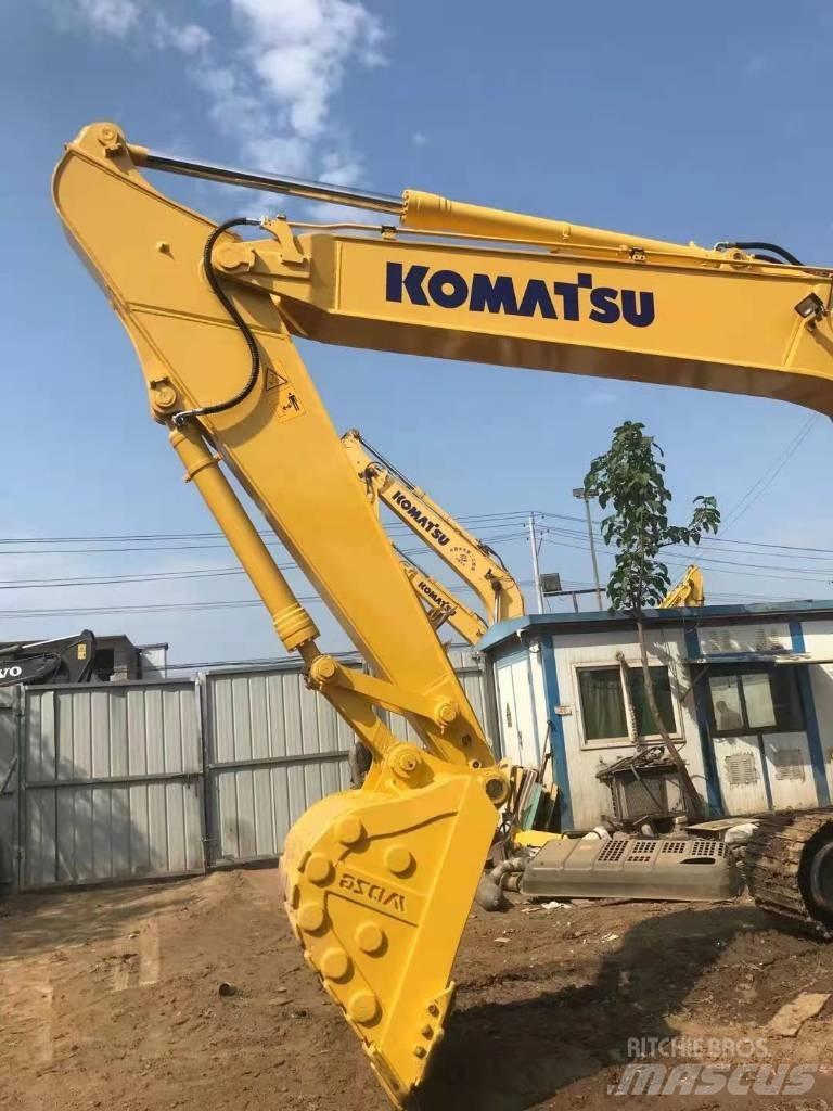 Komatsu pc220-8 حفارات زحافة