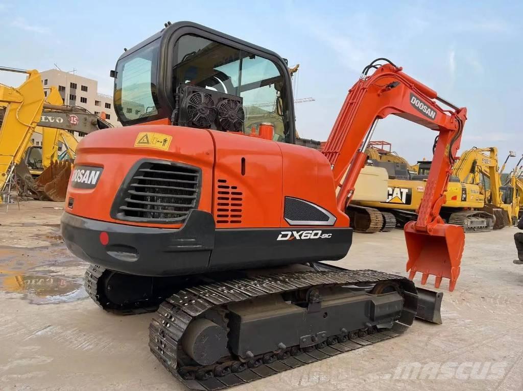Doosan DX60-9C حفارات صغيرة أقل من 7 طن (حفارات صغيرة)