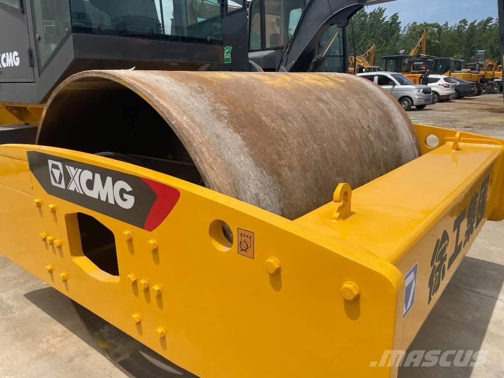 XCMG XS 223 J مداحل أحادية الأسطوانة