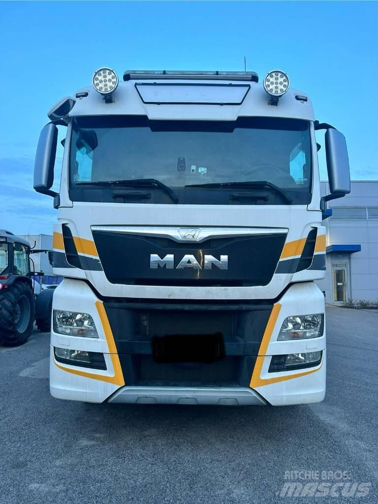 MAN TGX 26.560 شاحنات قلابة