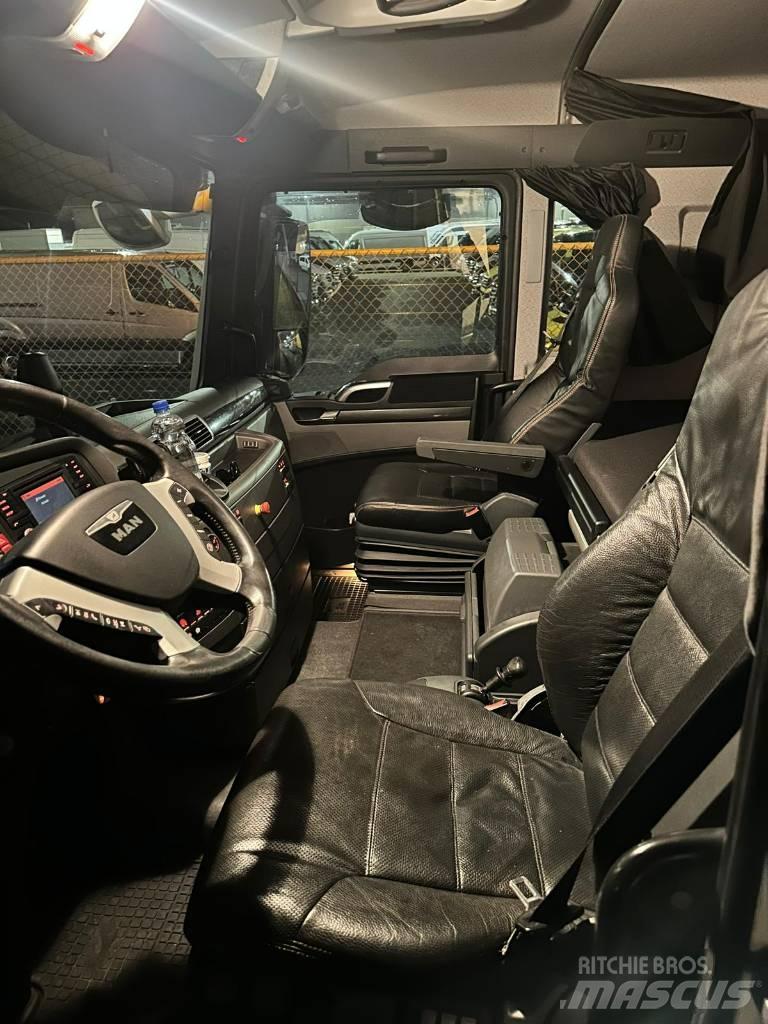 MAN TGX 26.560 شاحنات قلابة