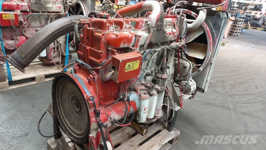 Volvo TD121G محركات