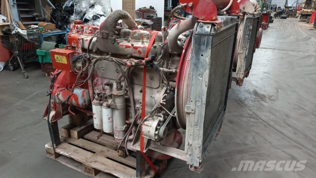 Volvo TD121G محركات