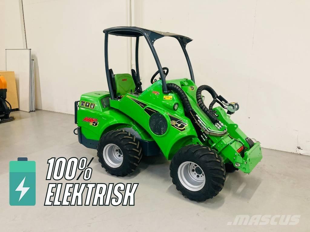 Avant E 513 لوادر صغيرة