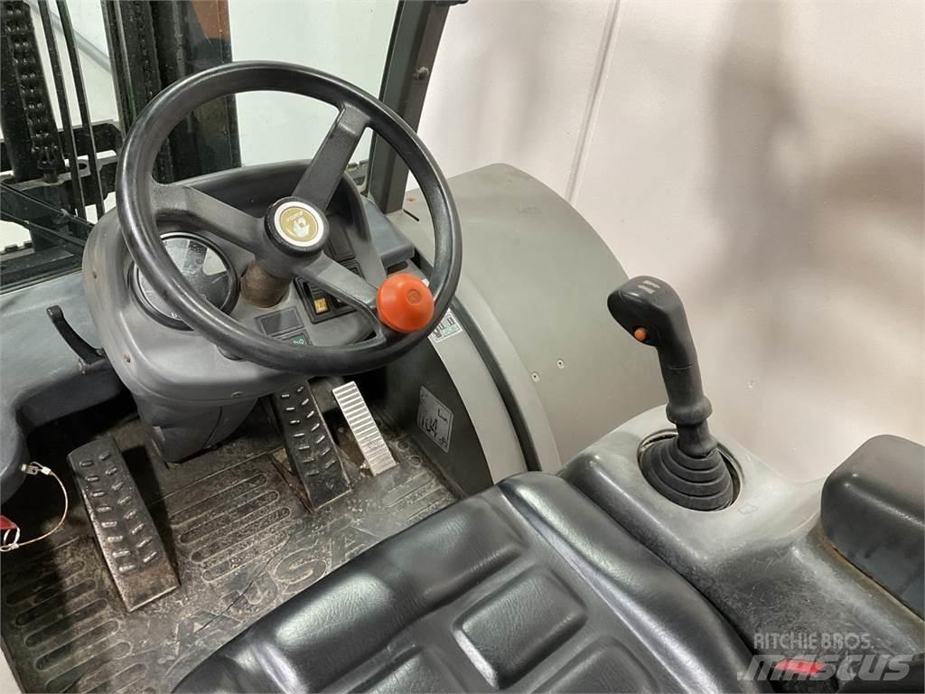 Ausa C250 HX4 شاحنات الديزل