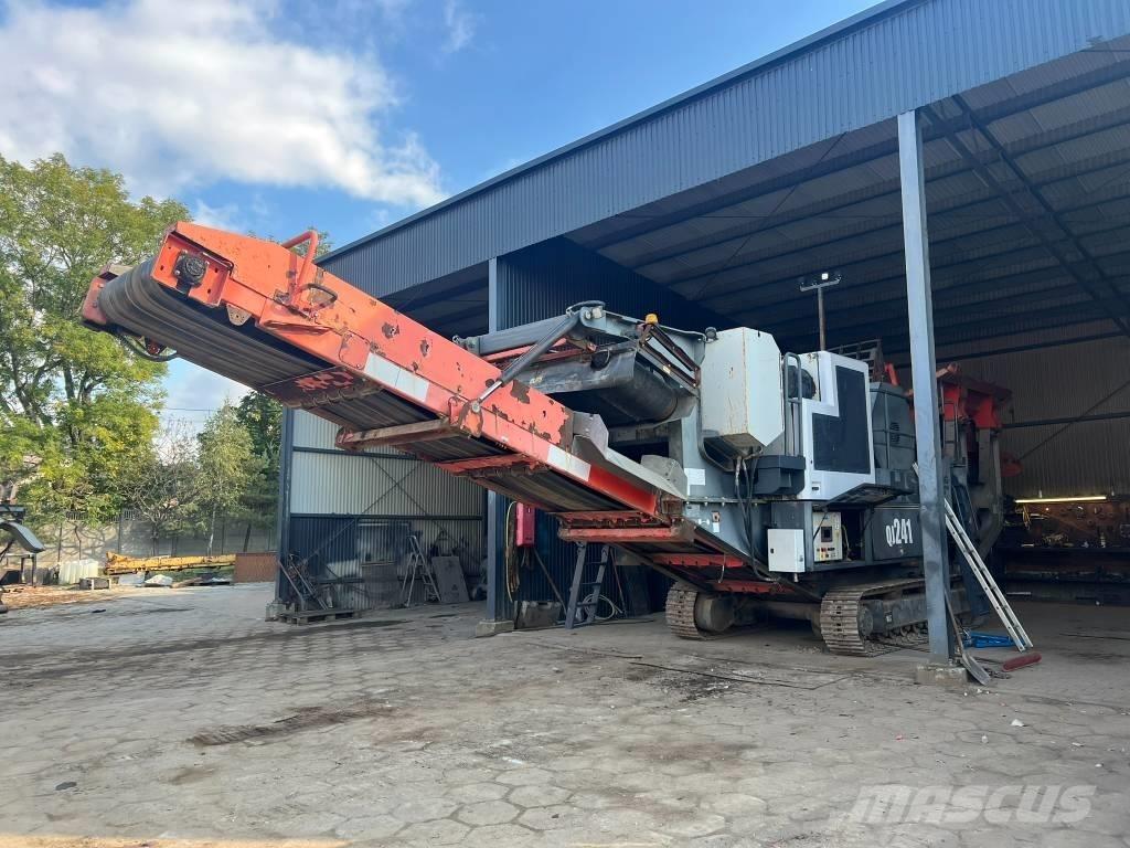 Sandvik QJ 241 الكسارات المتنقلة