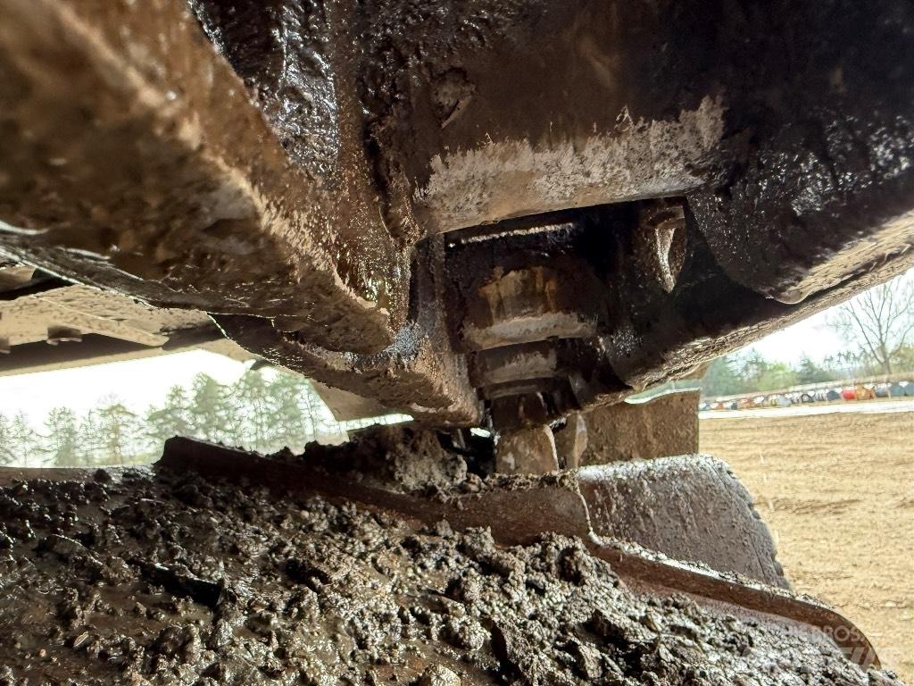 Volvo EC 160 EL حفارات زحافة