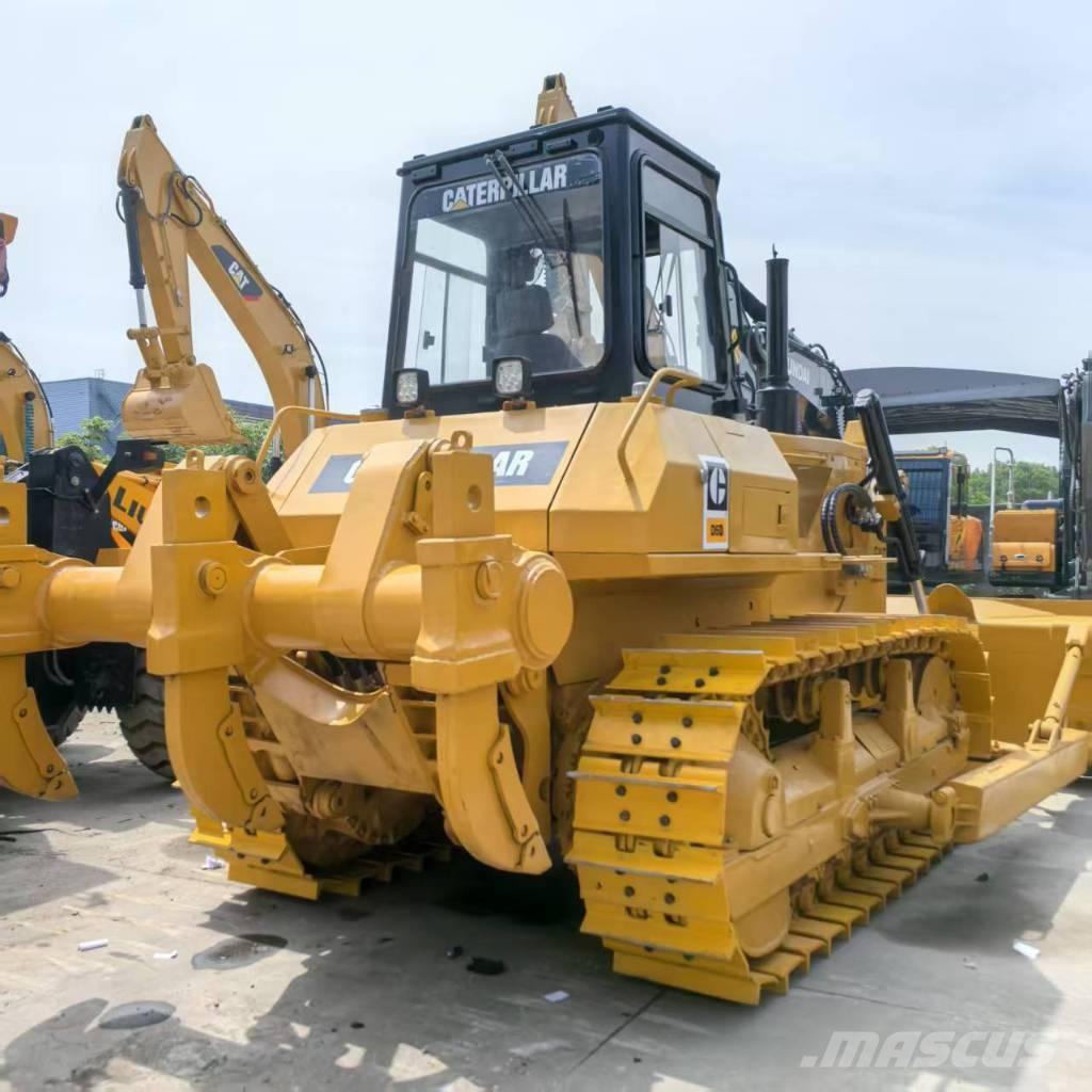 CAT D 6 D بلدوزرات مجنزرة