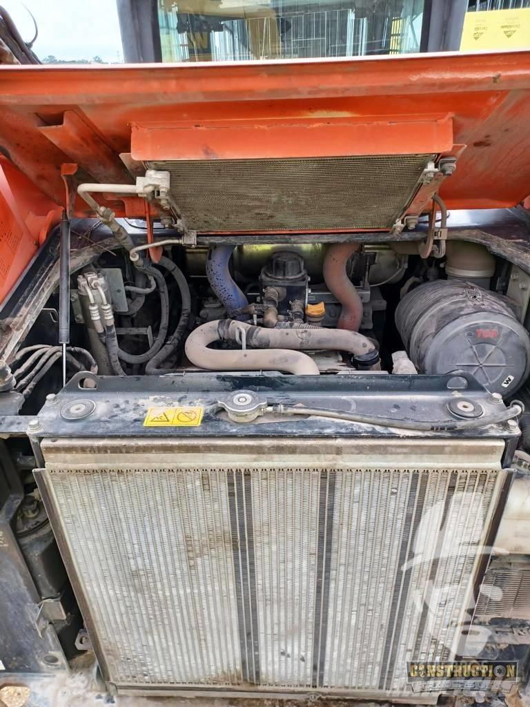 Kubota SVL 95-2 S لوادر انزلاقية التوجيه