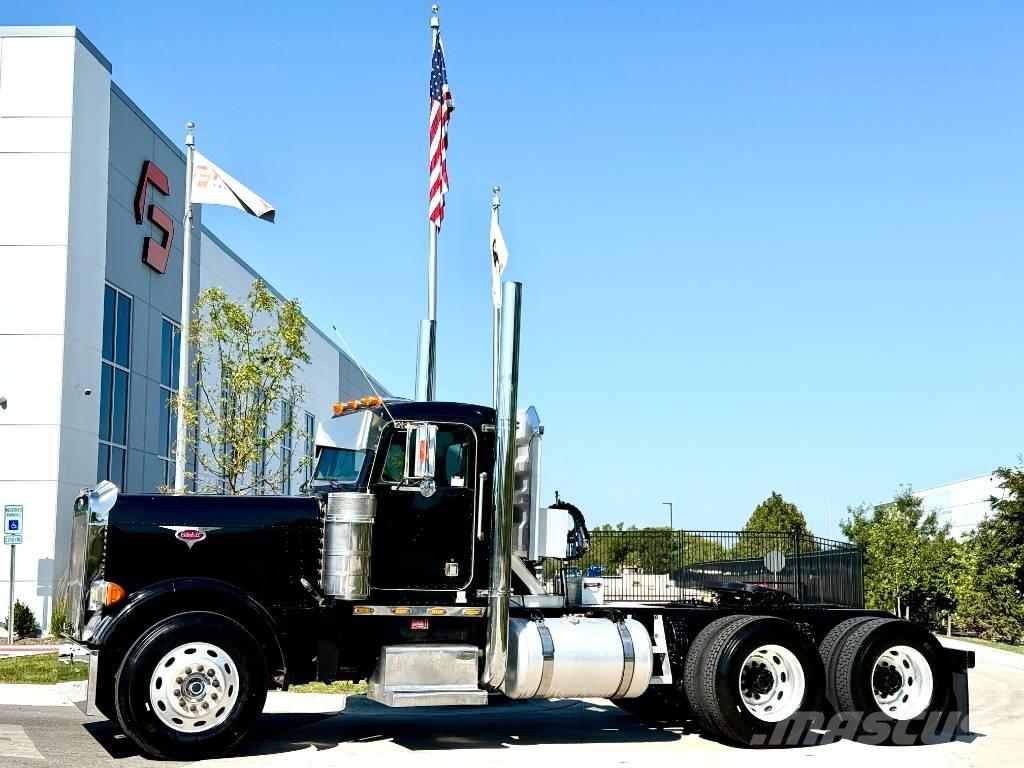 Peterbilt 379 وحدات الجر