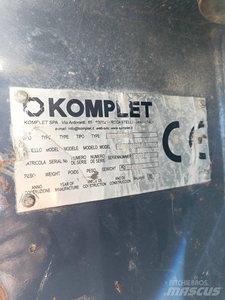 Komplet Krokodile آلات تمزيق المخلفات