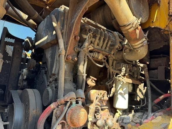 Kawasaki 95 Z لوادر بعجل