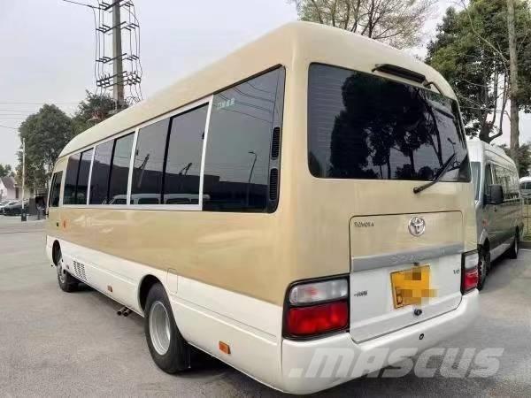 Toyota Coaster Bus حافلة صغيرة
