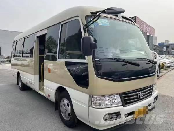 Toyota Coaster Bus حافلة صغيرة