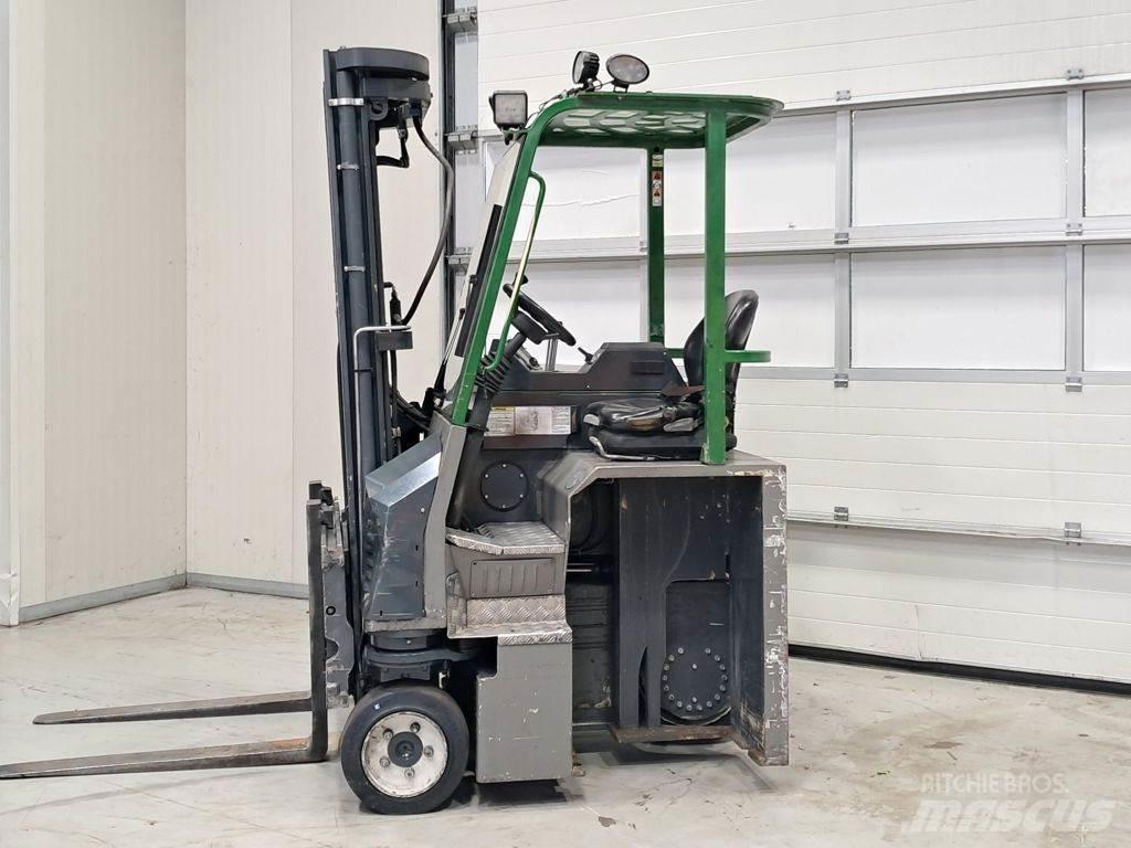 Combilift CBE2500 شاحنات ذات رافعات شوكية تعمل بالكهرباء