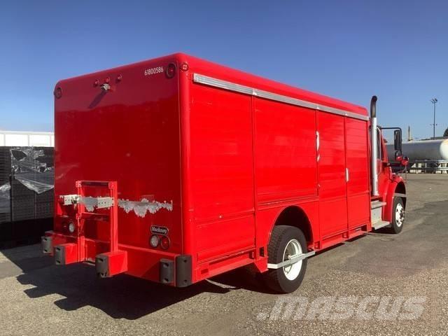 Freightliner M2 شاحنات نقل المشروبات