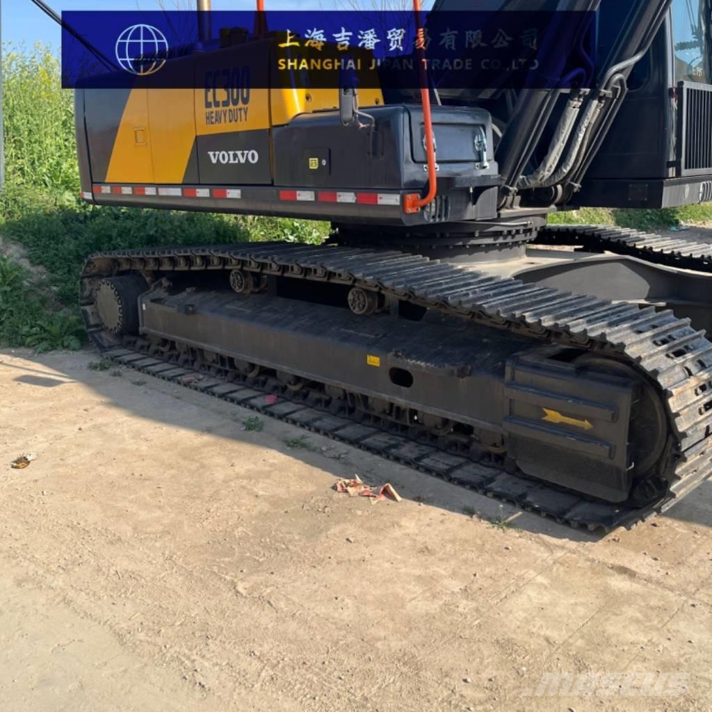 Volvo EC 300 حفارات زحافة