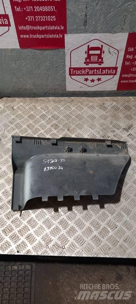 Scania 94 D.   1390074 كابينة والداخلية