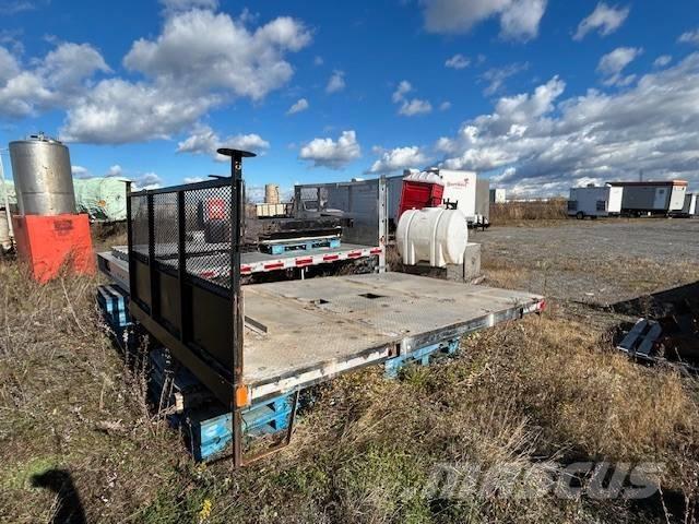 Ford F 550 شاحنات مسطحة/مفصلية الجوانب