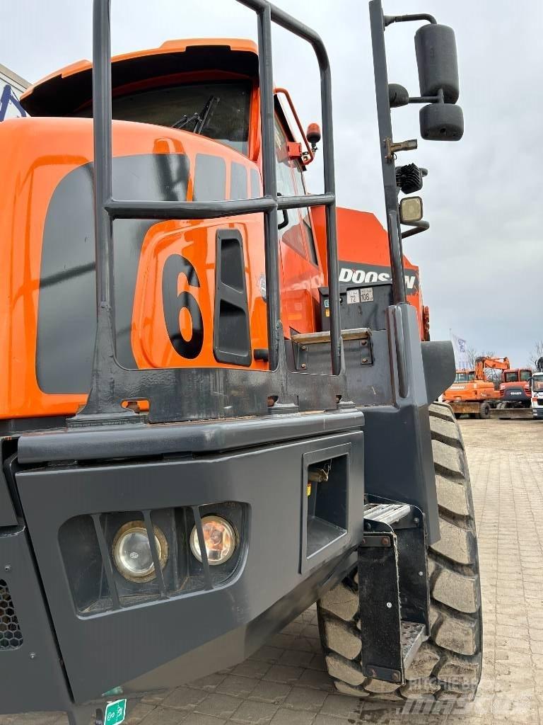 Doosan DA30 ساحبات مفصلية