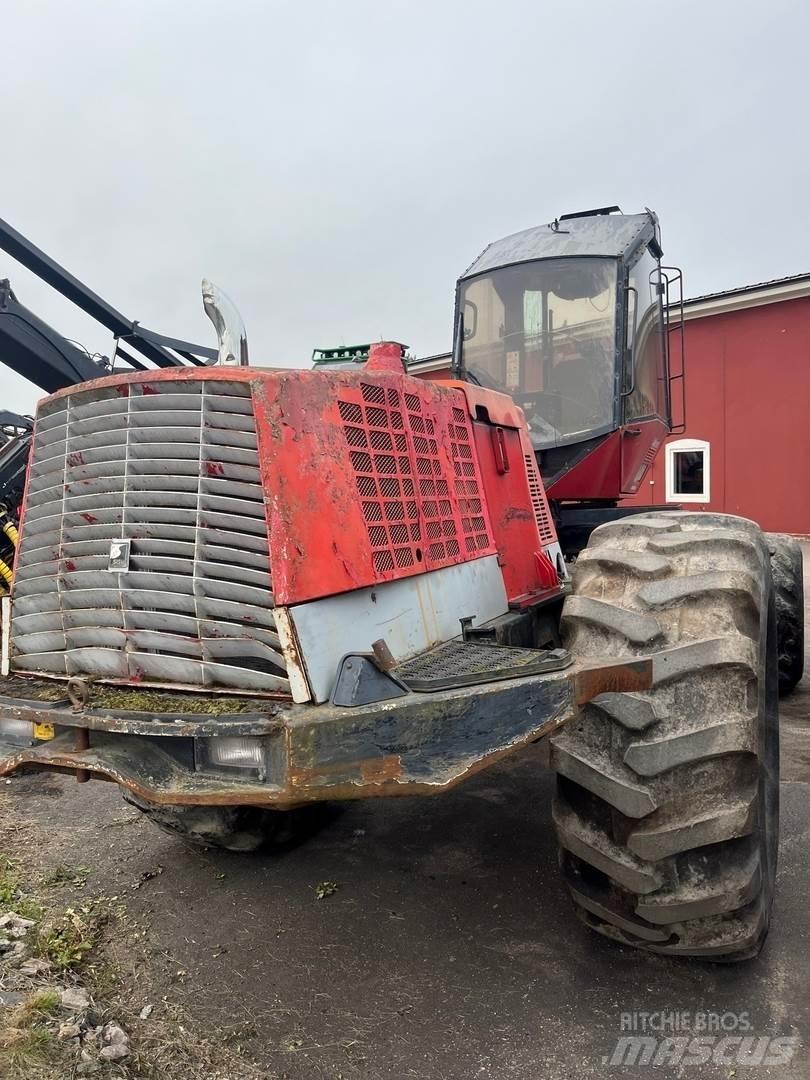 Valmet 921 حصادات