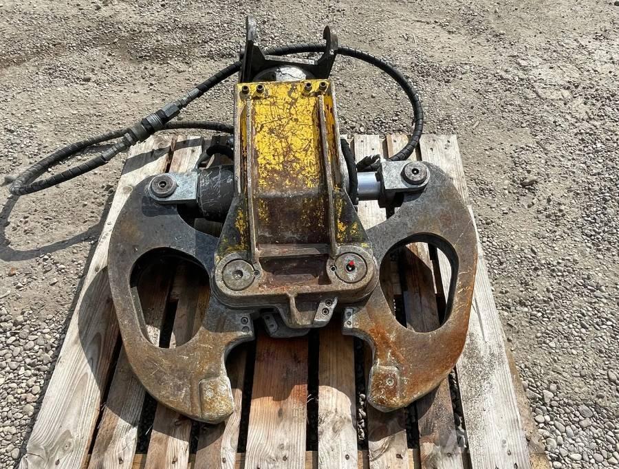 Darda CC 320 حفارات هدم