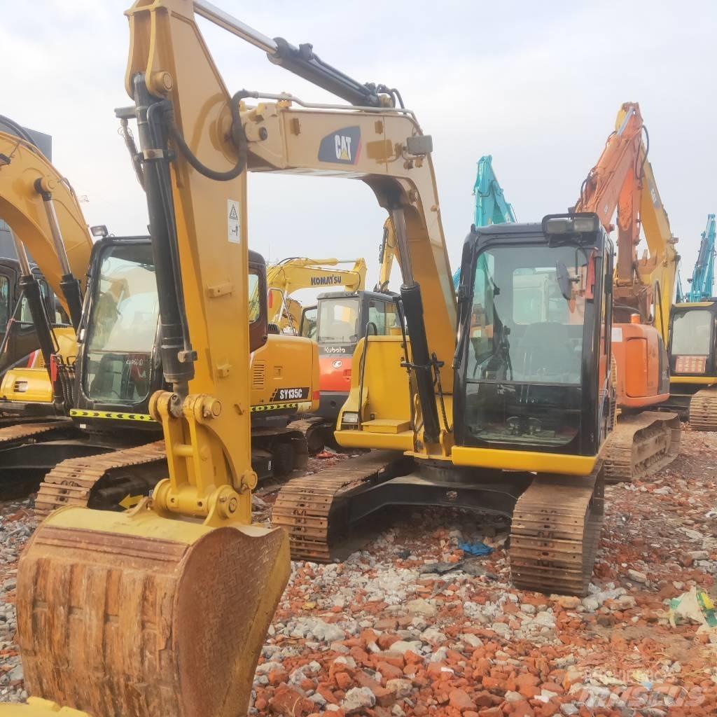 CAT 307 D حفارات زحافة