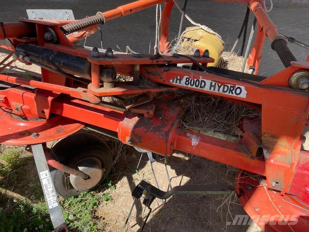 Fella TH 800 مكابس وميبسات التبن